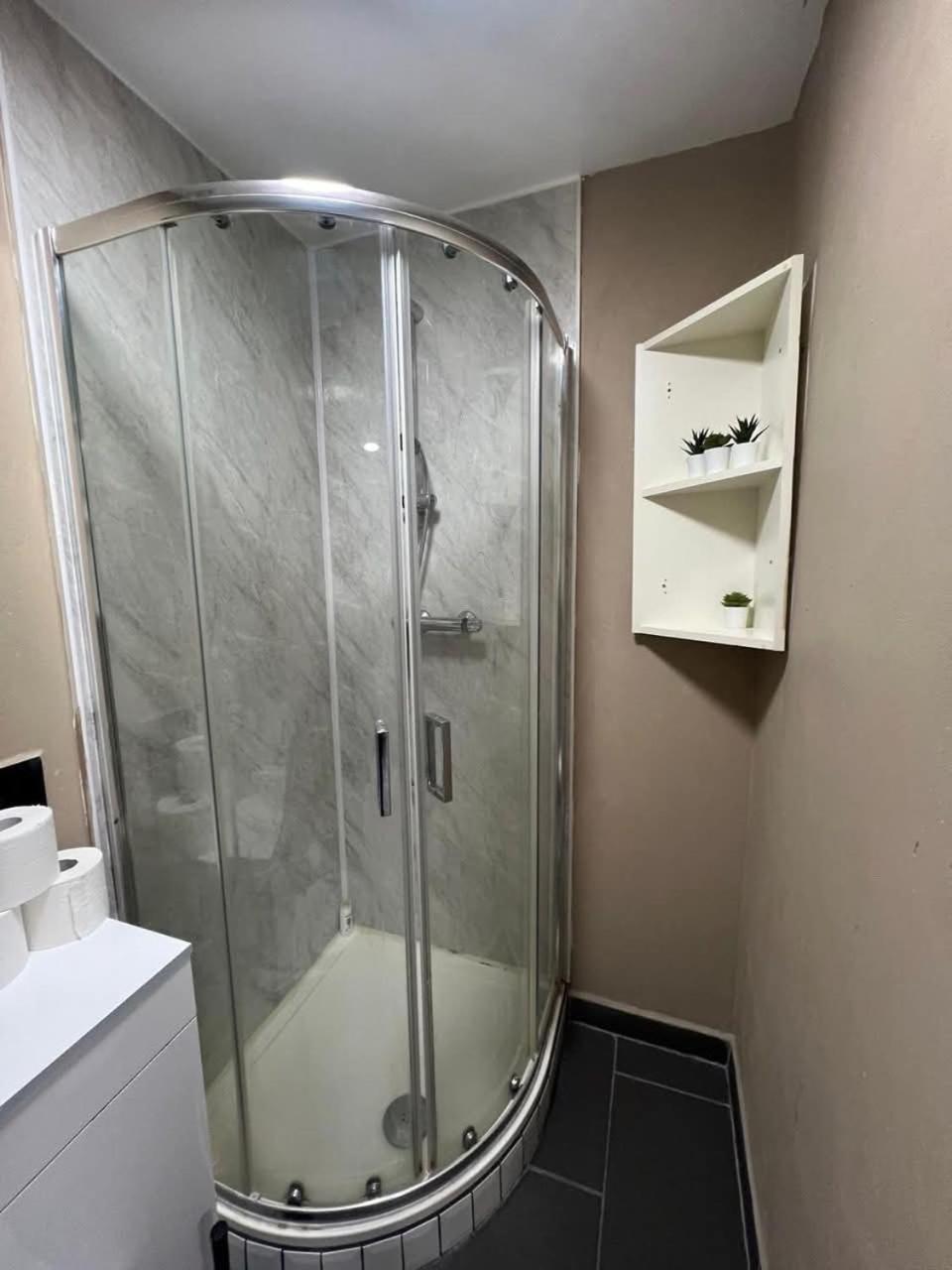 W3 Apartment